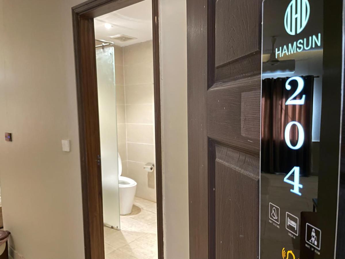 Hamsun Shahrah-E-Faisal Hotel Karachi Eksteriør billede