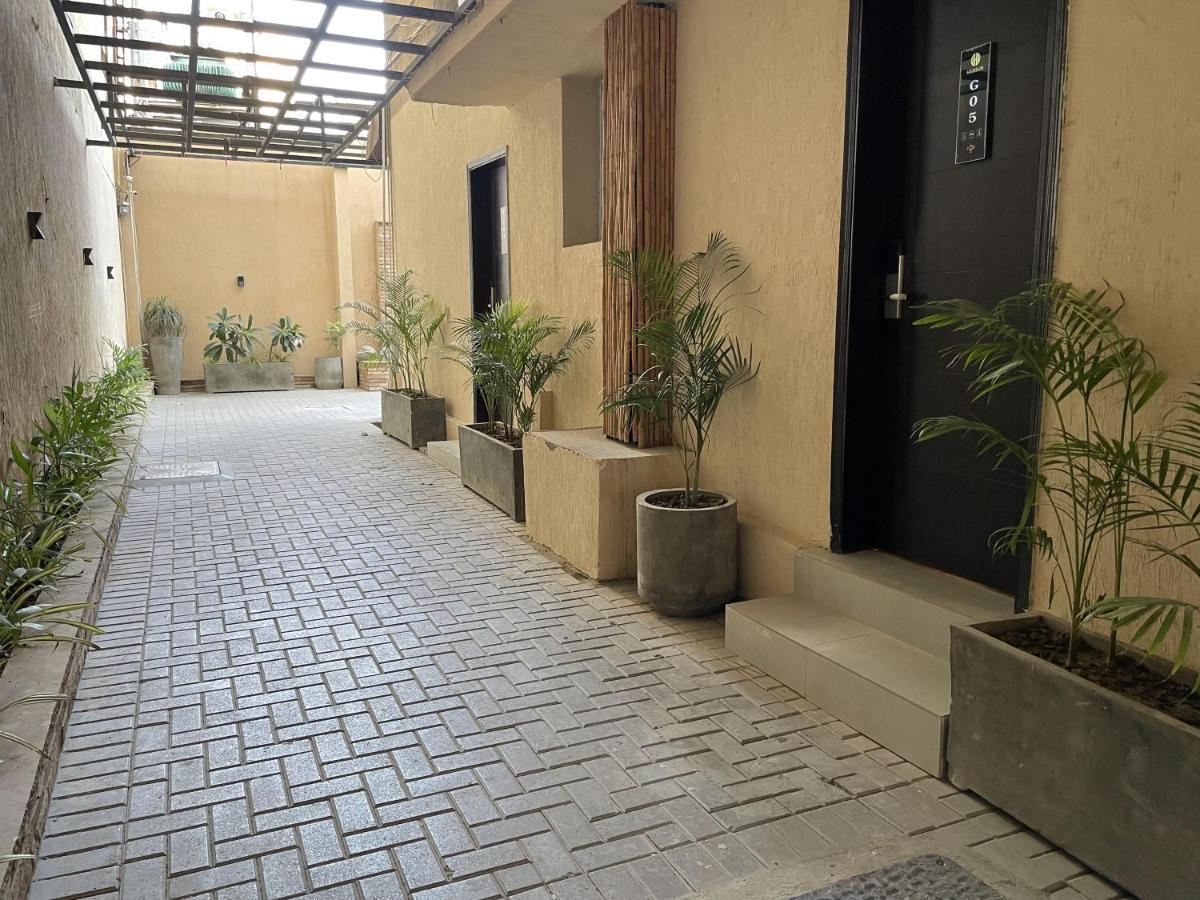 Hamsun Shahrah-E-Faisal Hotel Karachi Eksteriør billede