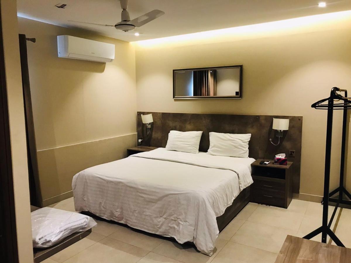 Hamsun Shahrah-E-Faisal Hotel Karachi Eksteriør billede