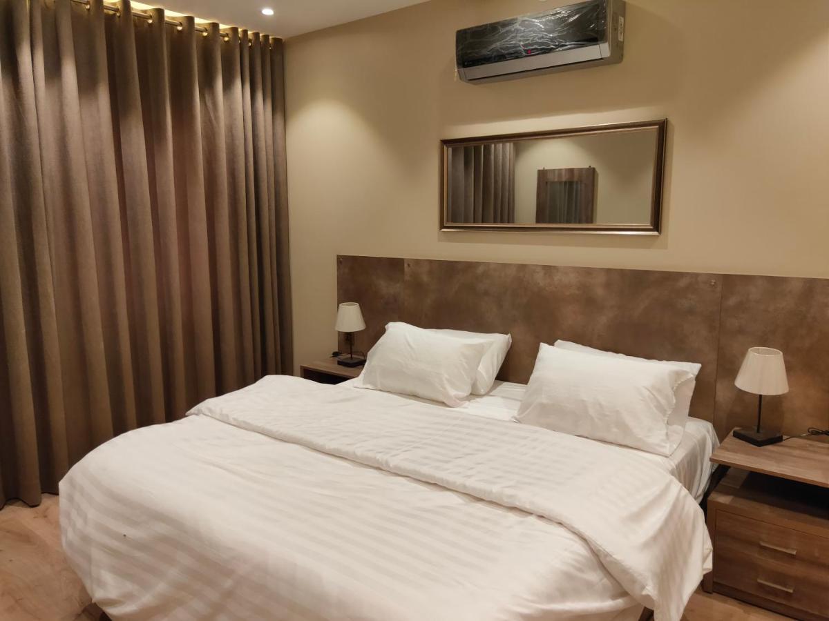 Hamsun Shahrah-E-Faisal Hotel Karachi Eksteriør billede